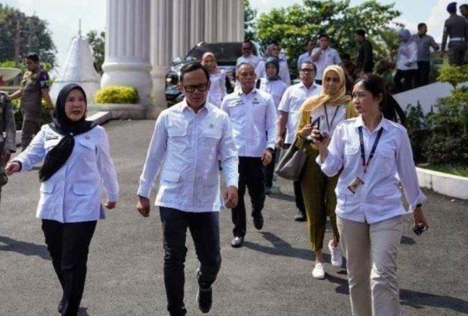 Wamendagri Bima Arya Puji Layanan Ambulans Gratis 24 Jam Pemkot Bandar Lampung  