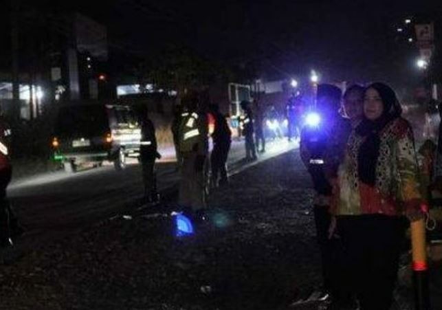 Walikota Eva Dwiana tinjau perbaikan Jalan Tirtayasa,  Kecamatan Sukabumi