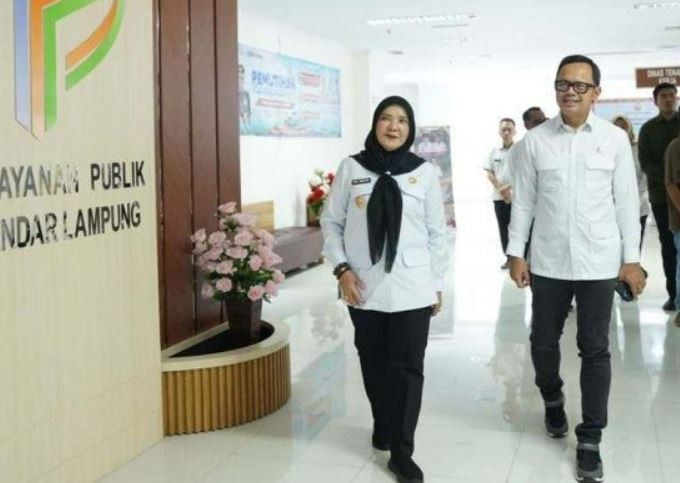 Wamendagri Bima Arya Puji Pelayanan MPP Pemkot Bandar Lampung