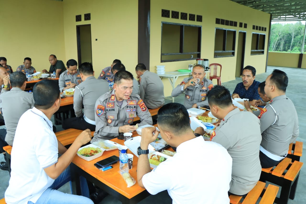 Kapolres Tulang Bawang Barat Gelar Coffee Morning Guna tingkatkan Kinerja