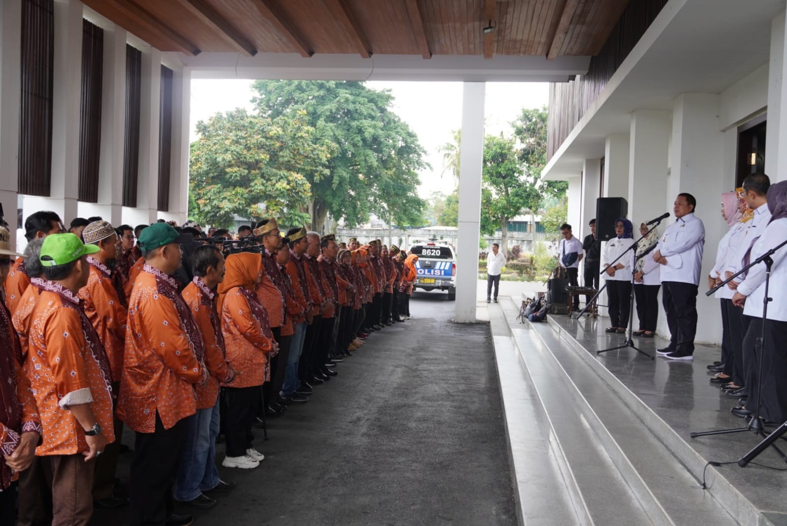 Gubernur Arinal Djunaidi Melepas Kontingen Provinsi Lampung  Mengikuti Pekan Nasional KTNA XVI 2023 