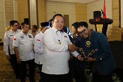 Gubernur Arinal Berikan Anugerah KPB Award Tahun 2023