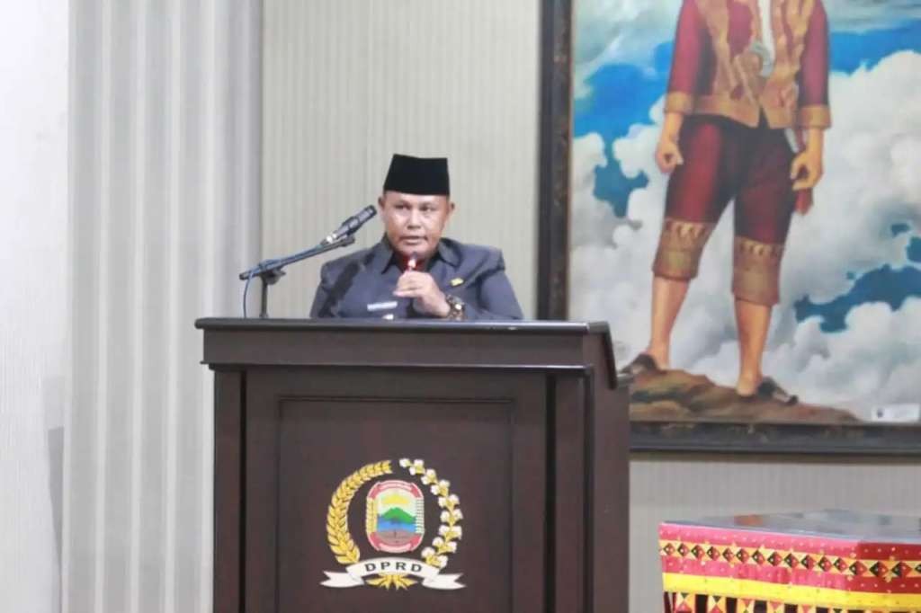 Rapat Paripurna DPRD Kabupaten Lampung Selatan Tentang APBD Perubahan Tahun 2024
