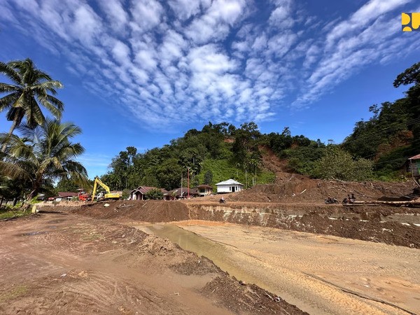 Selamatkan Masa Tanam, Kementerian PU Pulihkan Irigasi Batang Anai Terdampak Longsor di Sumatera