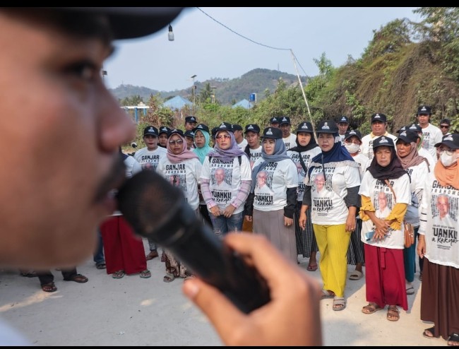 Lewat Menanam Pohon Mangrove, Nelayan Ganjar Sosialisasikan Ganjar-Mahfud ke Warga Lampung