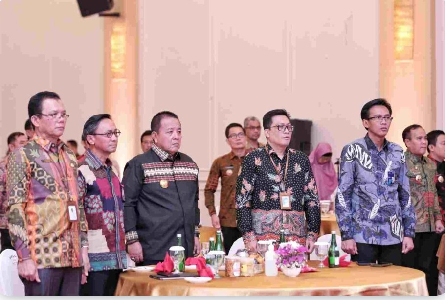 Gubernur Arinal Simak Laporan Perekonomian Indonesia 2023, Ekonomi Lampung Tumbuh Optimistik 2024