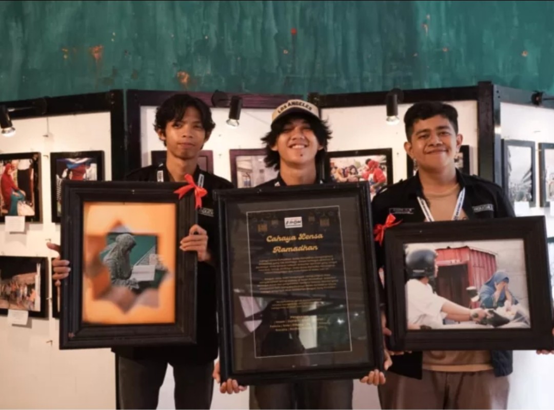 UKM Fotografi Zoom Gelar Pajang Karya Bulanan Edisi Ramadan