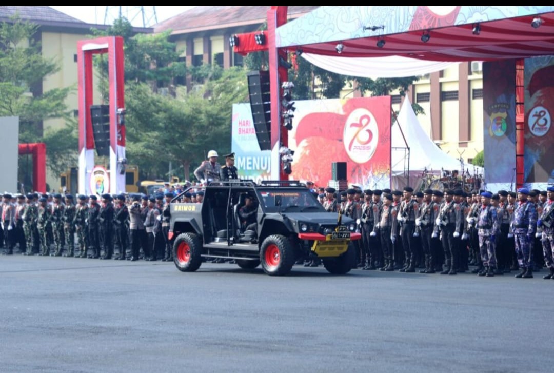 Rektor Unila Hadiri Upacara Hari Bhayangkara ke-78