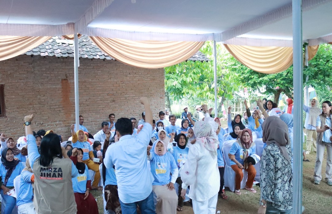 Mirza-Jihan dan Nanda-Anton Mulai Kampanye dari Desa ke Desa