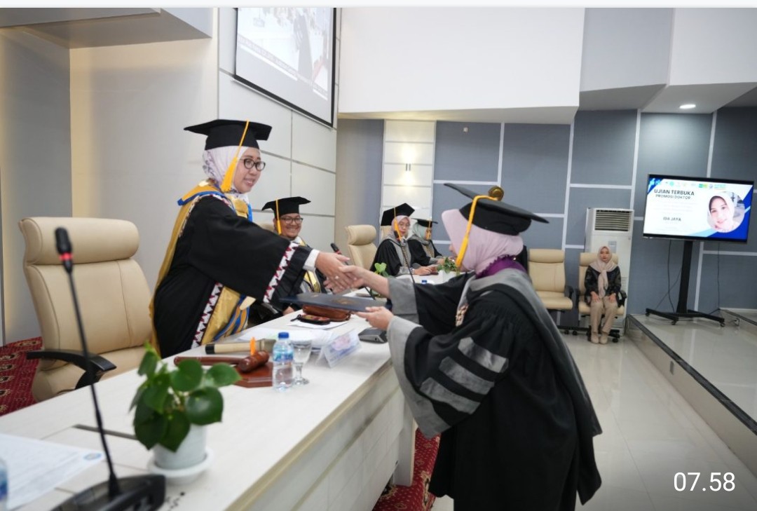 Ida Jaya Resmi Menyandang Gelar Doktor, Ungkap Peran Generasi Muda dalam Pemilu