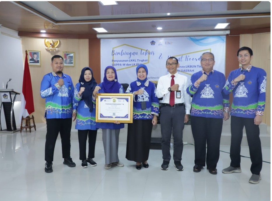 Unila Raih Penghargaan UAPPA-W Terbaik I Kategori Kecil dari Kanwil DJPb Lampung