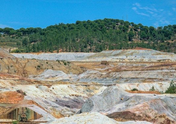 Pejabat Pringsewu Sudah Cawe-cawe Soal izin Tambang Pejabat Pemrov Masih Bungkam