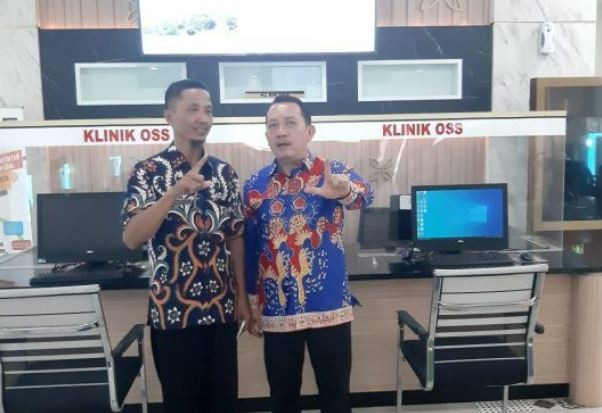 Pemkab Pesawaran beri peringatan kepada Indomaret dan Alfamart terkait jam operasional