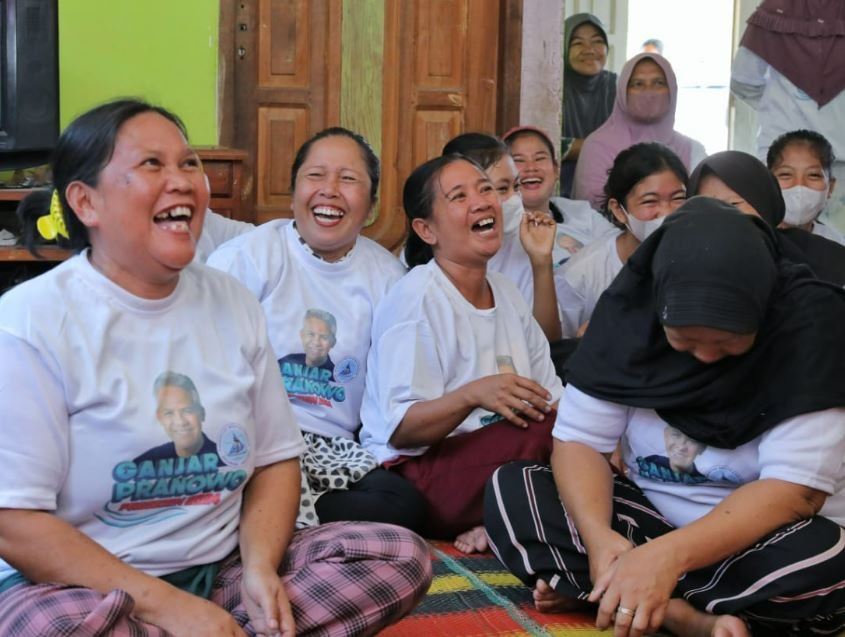 Gelar Pelatihan Pengolahan Kerupuk Ikan, Nelayan Ganjar Ajak Warga Dorong Pertumbuhan UMKM