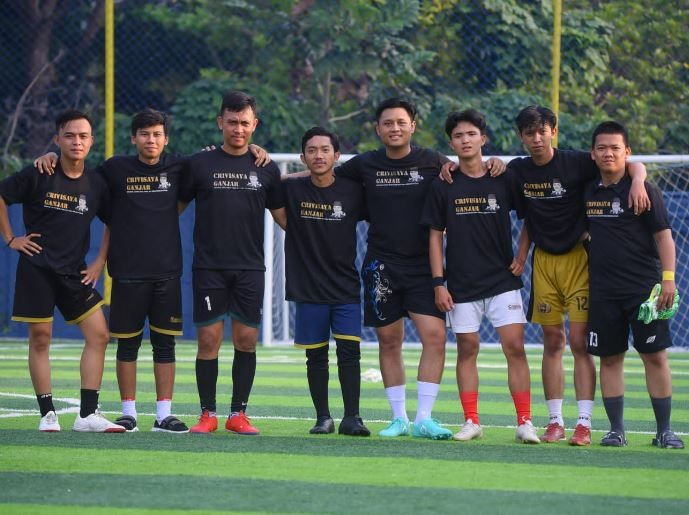 Crivisaya Ganjar Kampanyekan Gaya Hidup Sehat dengan Olahraga Mini Soccer