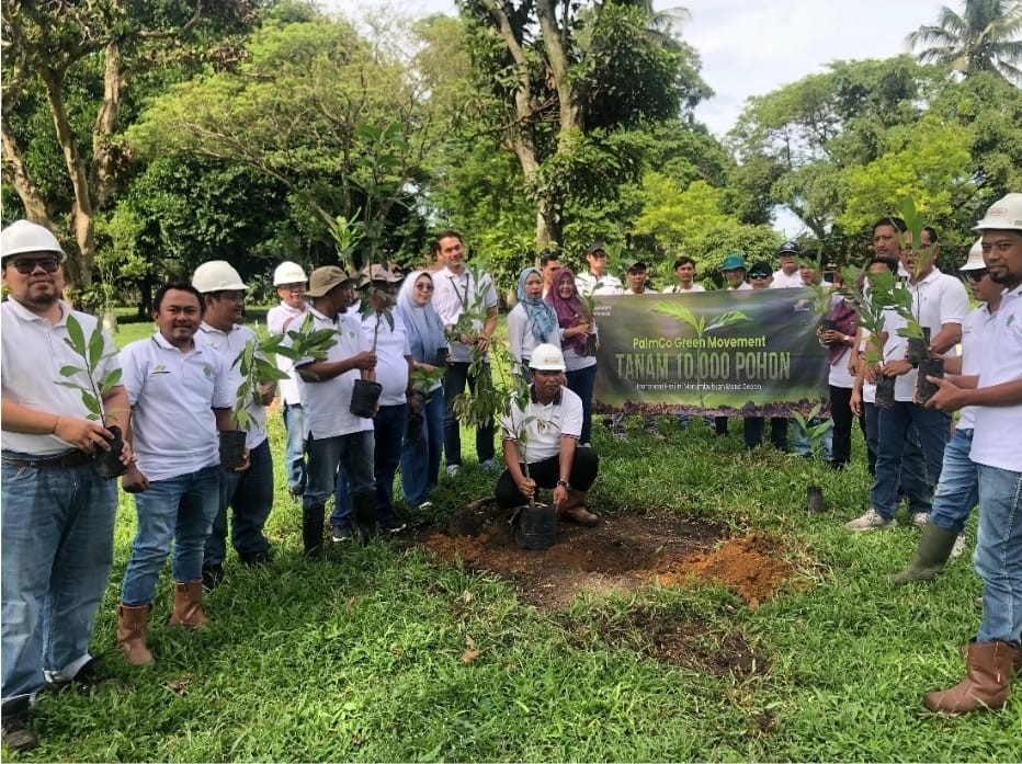 PTPN IV Regional VII Tanam 2.200 Pohon di Hari Menanam Pohon Indonesia