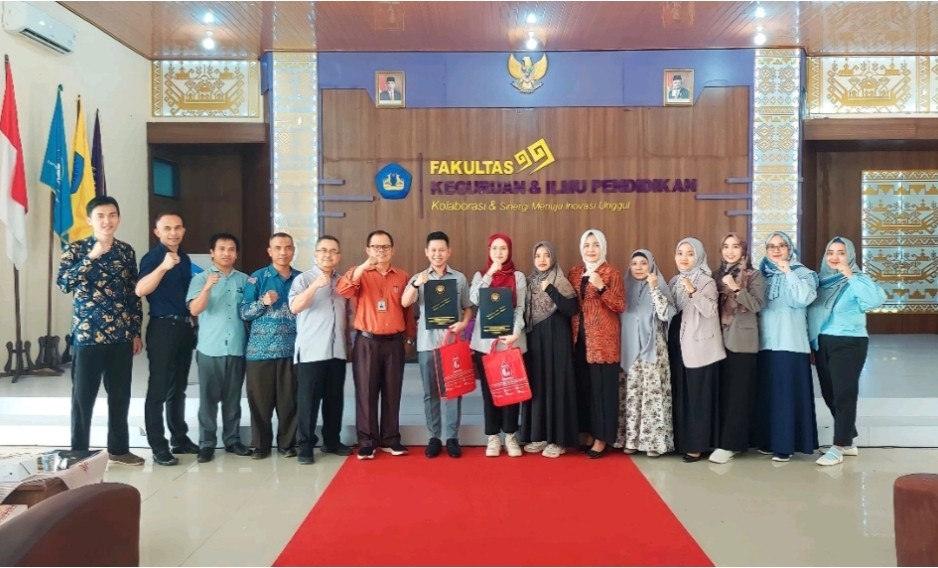 Adakan International Guest Lecturer, FKIP Unila Kedatangan Dosen UTM Malaysia