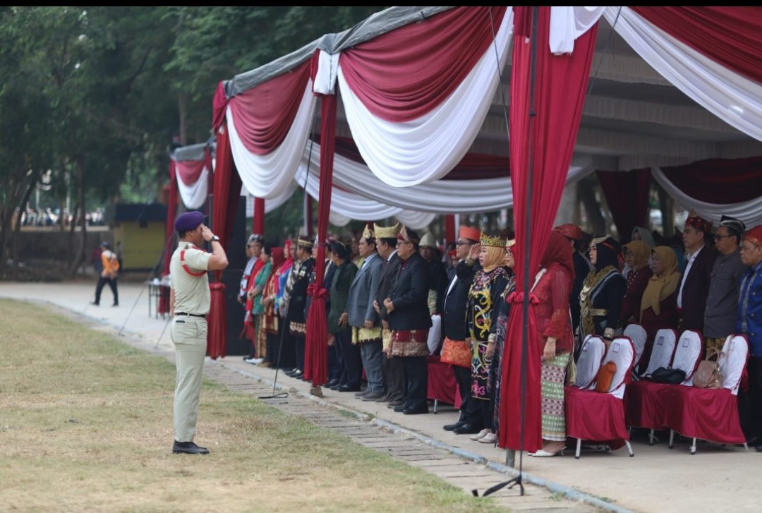 Unila Rayakan HUT ke-79 RI dengan Upacara dan Apresiasi Mapres