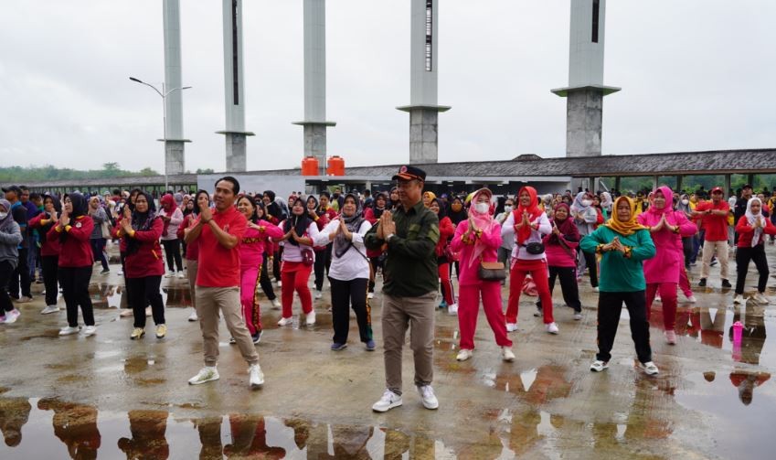 Persiapan MTQ Provinsi Lampung 2022, Pemkab Mesuji Gelar Bersih-bersih di Masjid Agung 